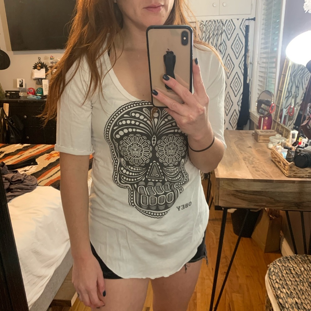 Obey baseball tee